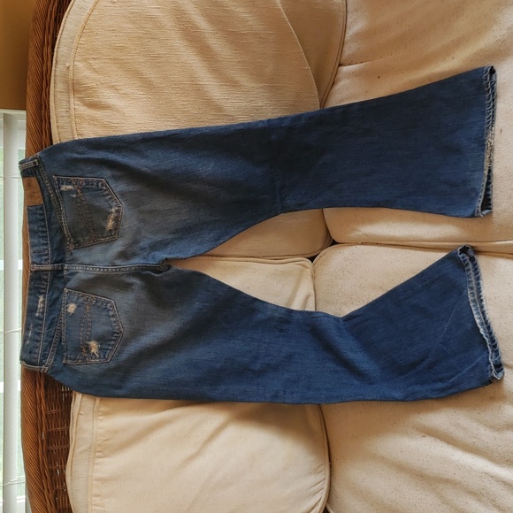WOMENS JEANS ABERCROMBIE AND FITCH BOOT CUT SIZE 6 SHORT - Picture 3 of 3